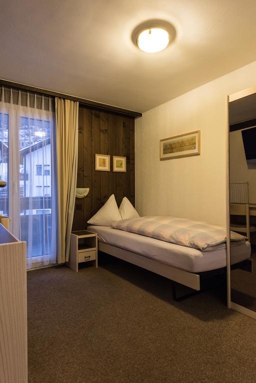 Hostel Walser Saas Fee Eksteriør billede